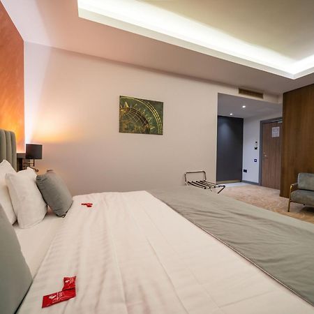 Atlas Hotel Timisoara Bagian luar foto