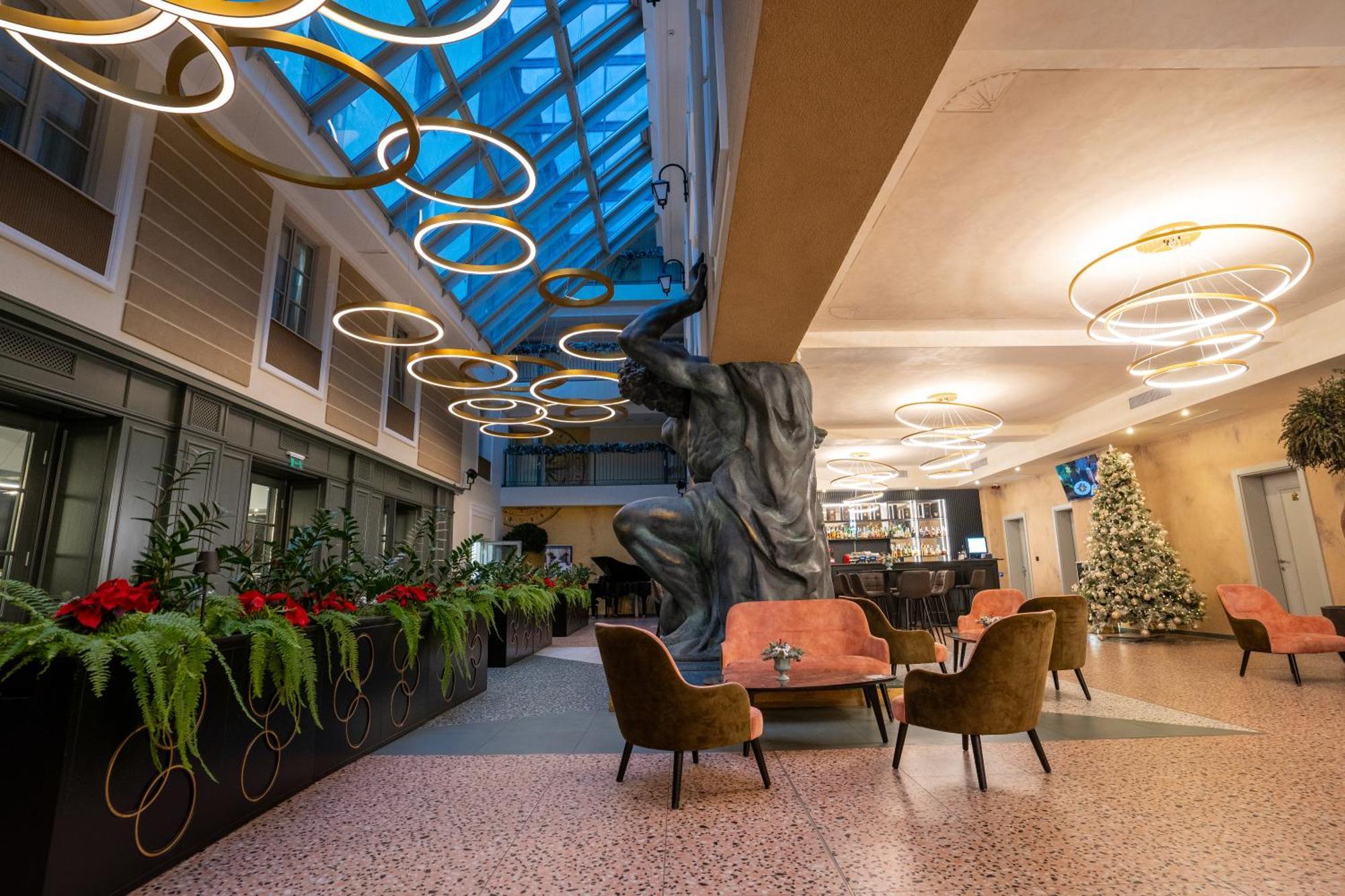 Atlas Hotel Timisoara Bagian luar foto