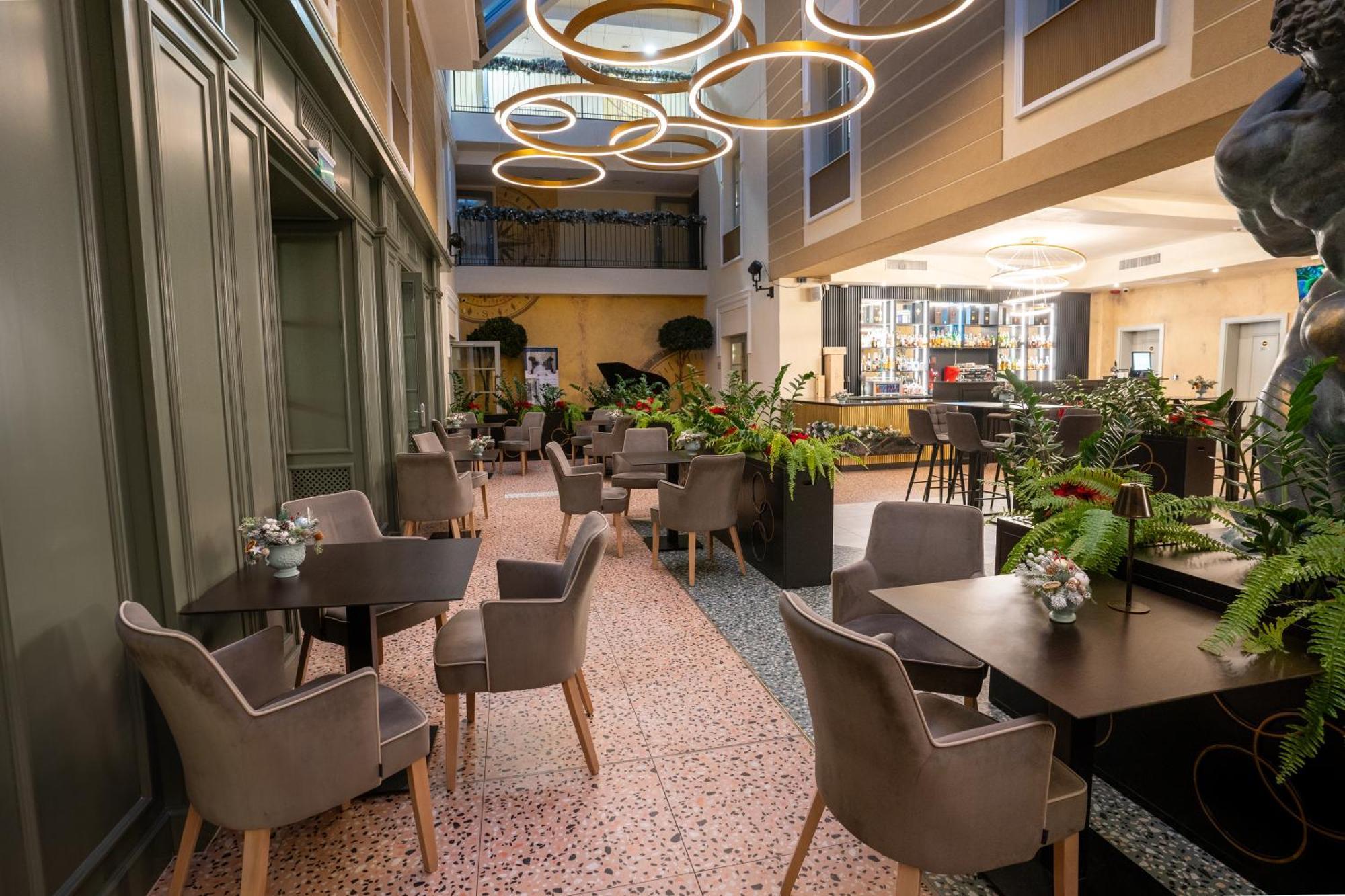 Atlas Hotel Timisoara Bagian luar foto