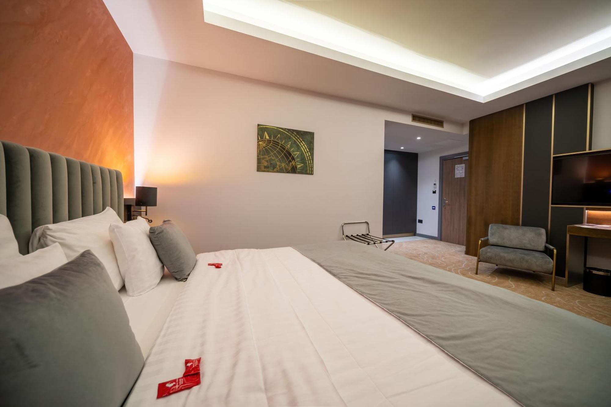 Atlas Hotel Timisoara Bagian luar foto
