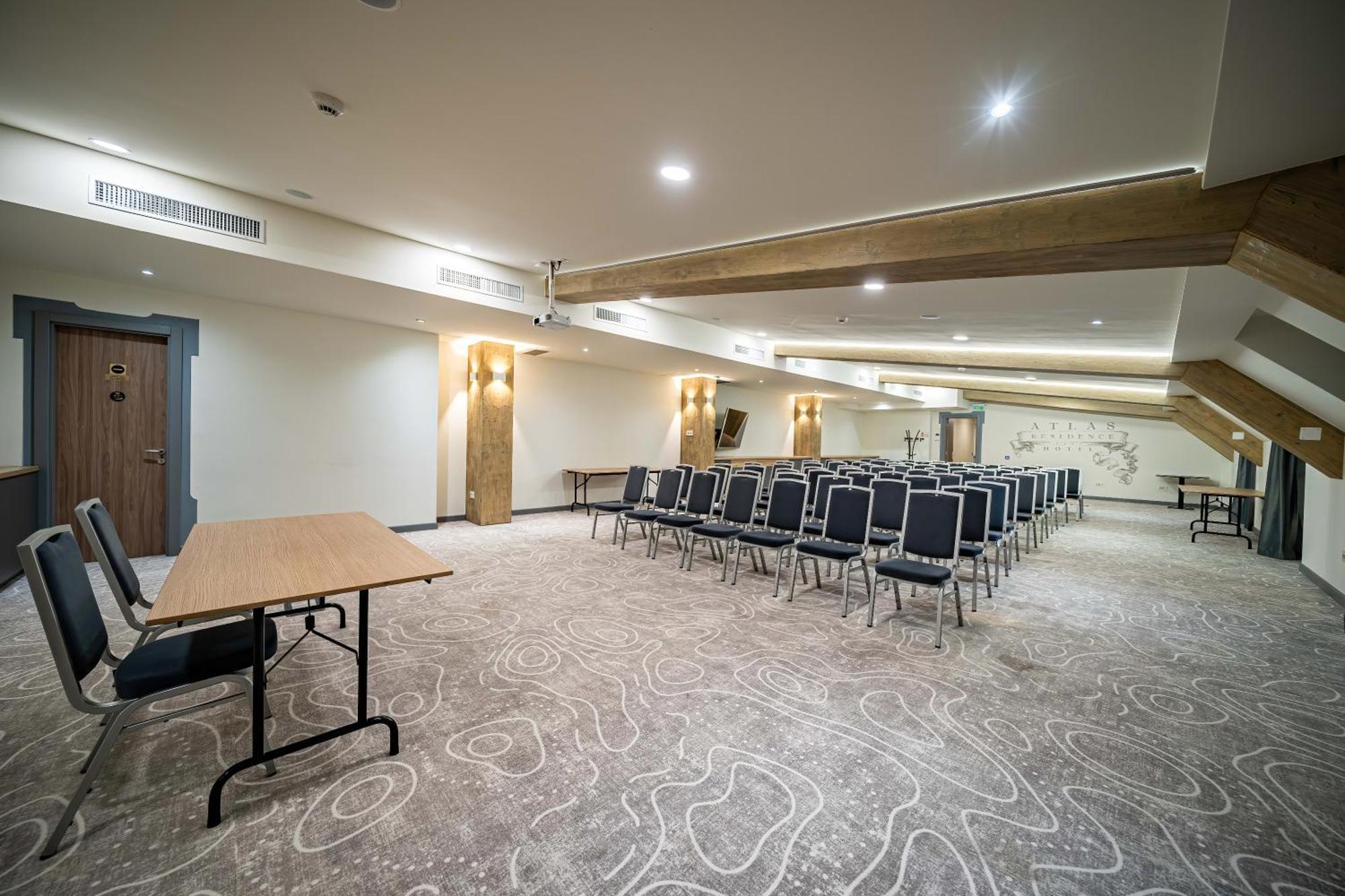 Atlas Hotel Timisoara Bagian luar foto
