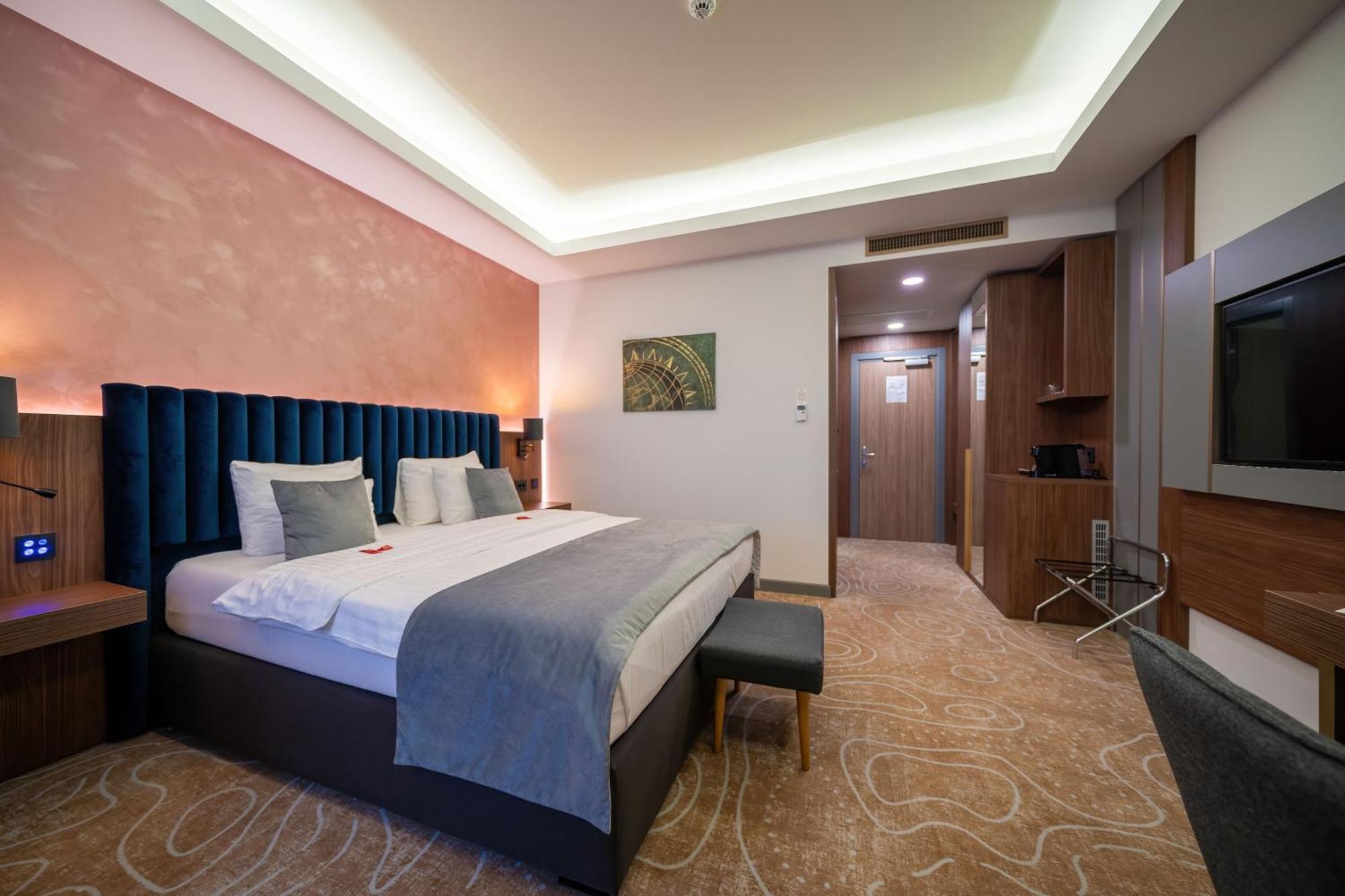 Atlas Hotel Timisoara Bagian luar foto
