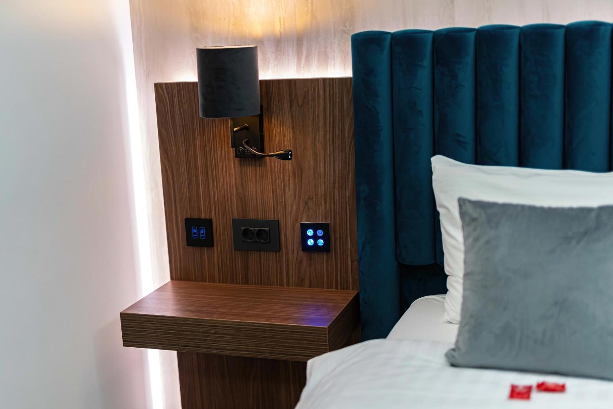 Atlas Hotel Timisoara Bagian luar foto